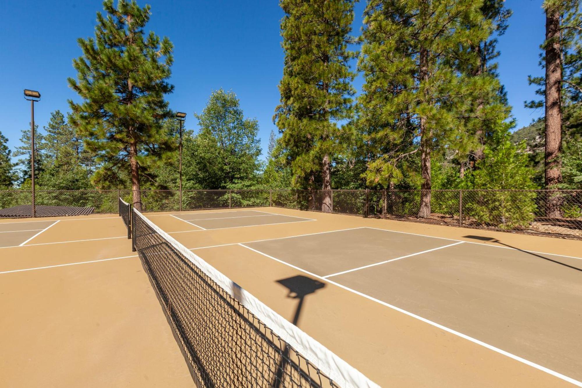 Tahquitz Pines Retreat Hotel Айдълуайлд Екстериор снимка