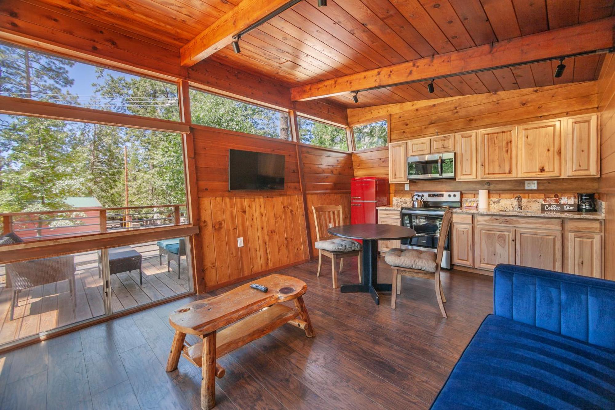 Tahquitz Pines Retreat Hotel Айдълуайлд Екстериор снимка