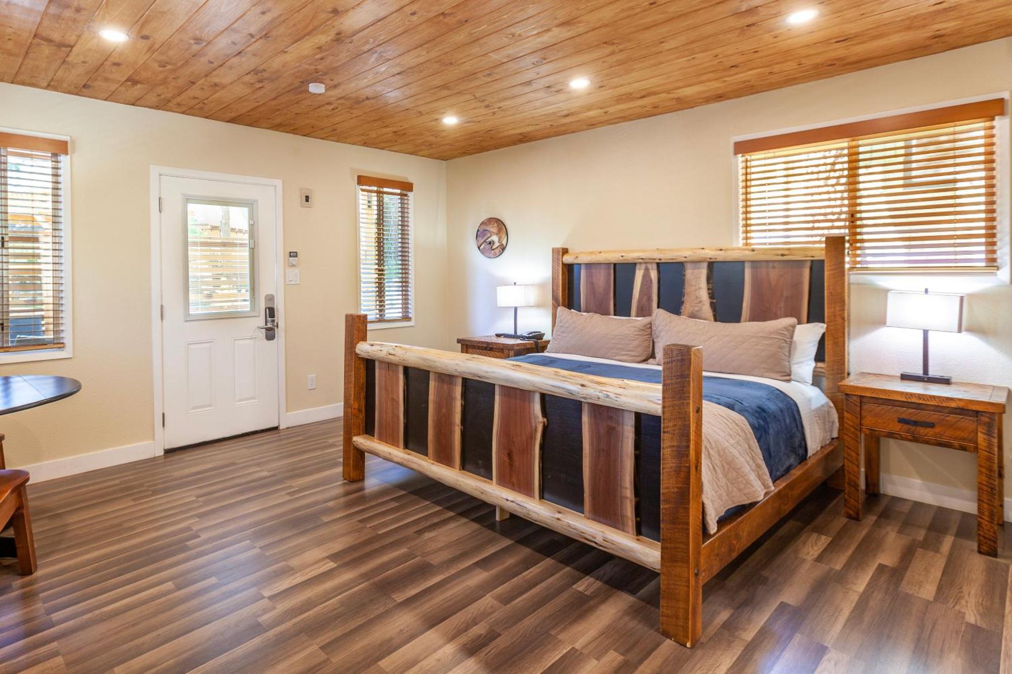 Tahquitz Pines Retreat Hotel Айдълуайлд Екстериор снимка
