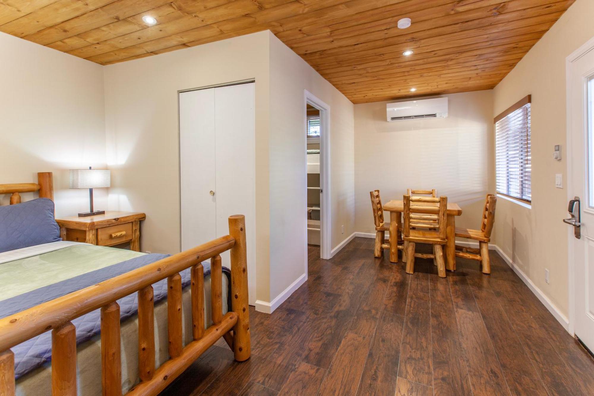 Tahquitz Pines Retreat Hotel Айдълуайлд Екстериор снимка