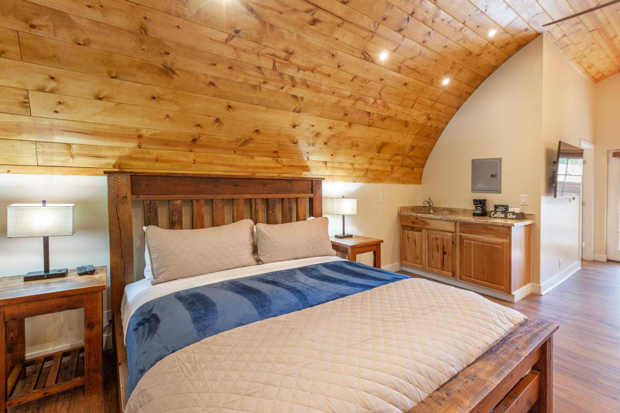 Tahquitz Pines Retreat Hotel Айдълуайлд Екстериор снимка
